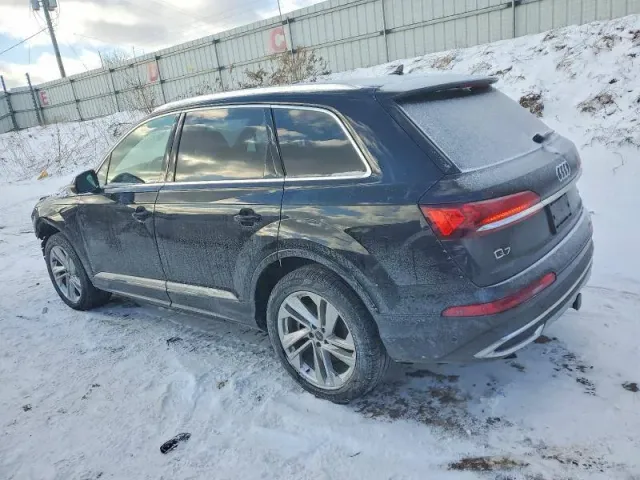 Audi Q7 - фото 2
