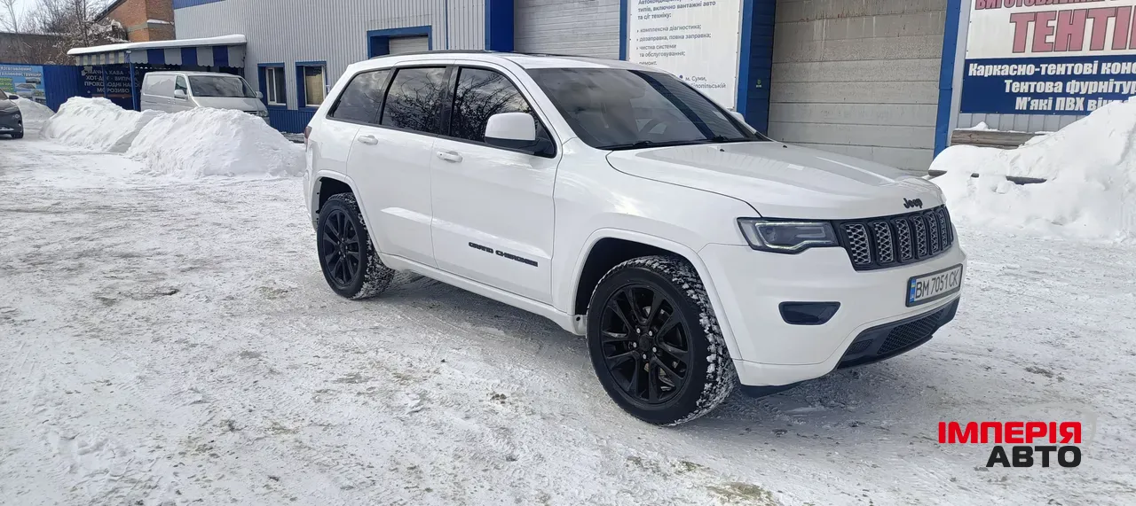 Jeep Grand Cherokee - фото 3
