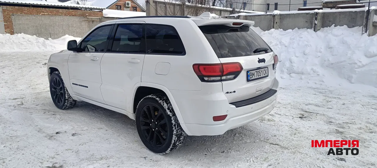 Jeep Grand Cherokee - фото 6
