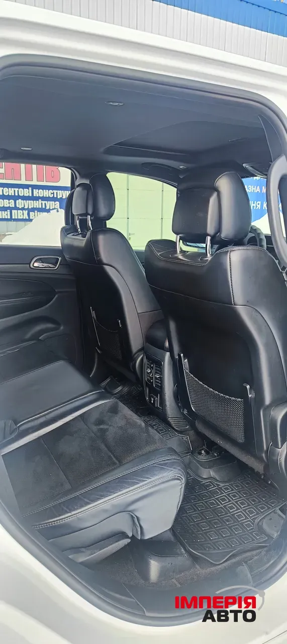 Jeep Grand Cherokee - фото 8