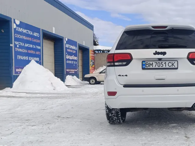 Jeep Grand Cherokee - фото 5