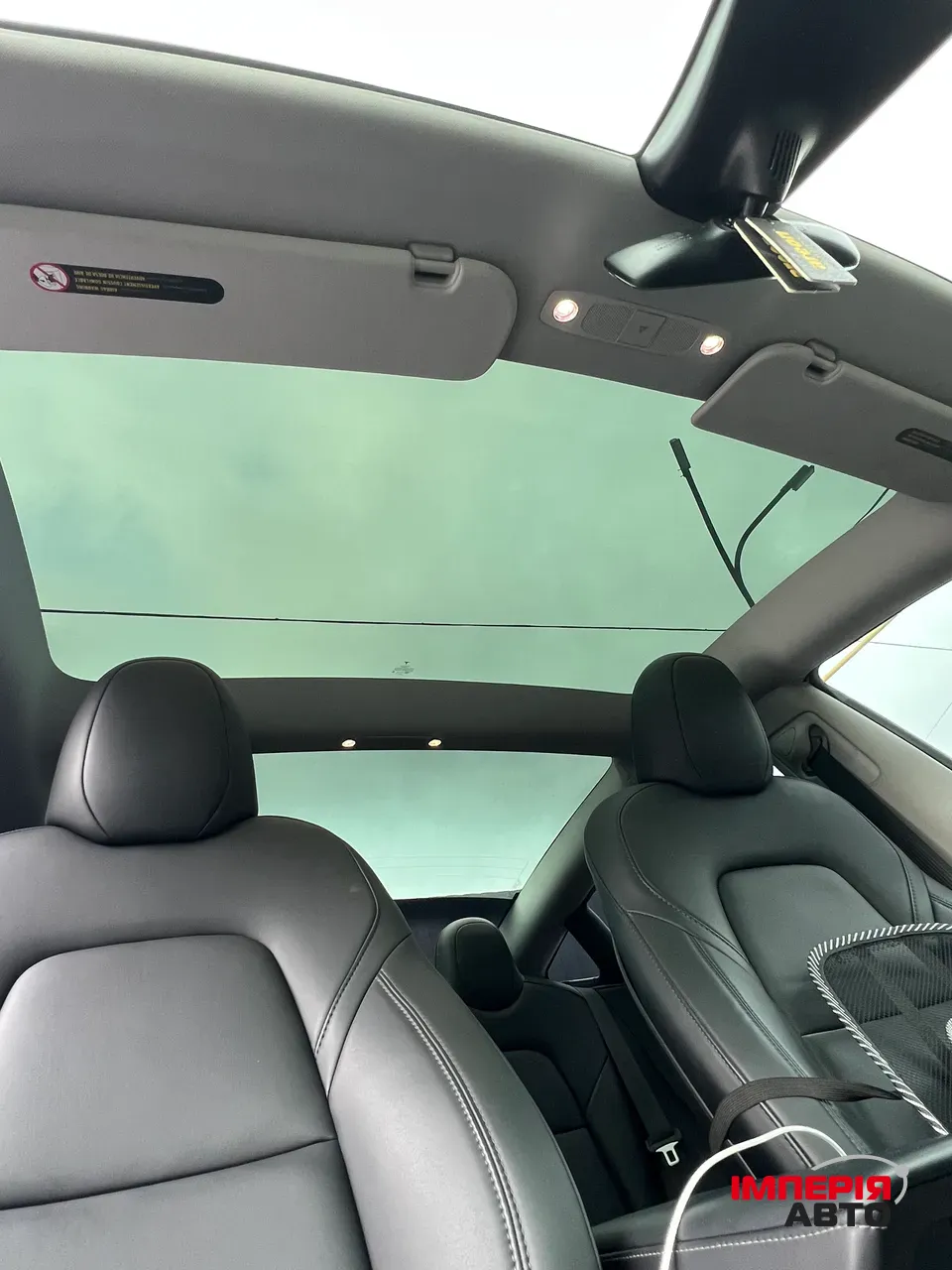 Tesla Model 3 - фото 13