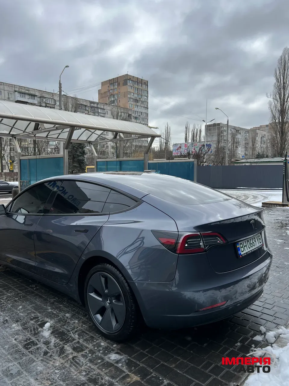 Tesla Model 3 - фото 3