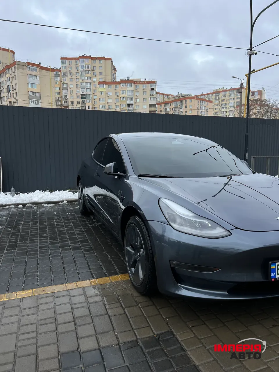 Tesla Model 3 - фото 1