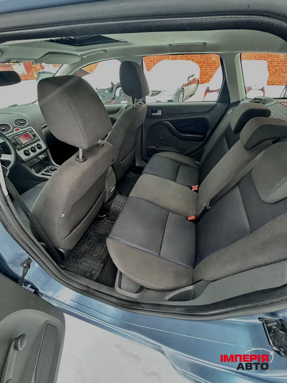 Ford Focus - фото 4