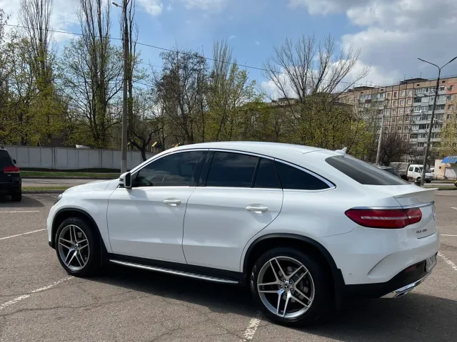 Mercedes-Benz GLE Coupe - фото 5
