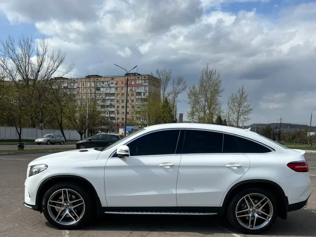 Mercedes-Benz GLE Coupe - фото 3