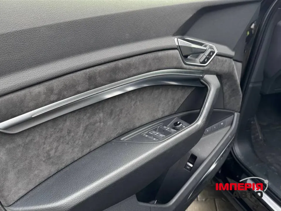 Audi e-tron S Sportback - фото 5