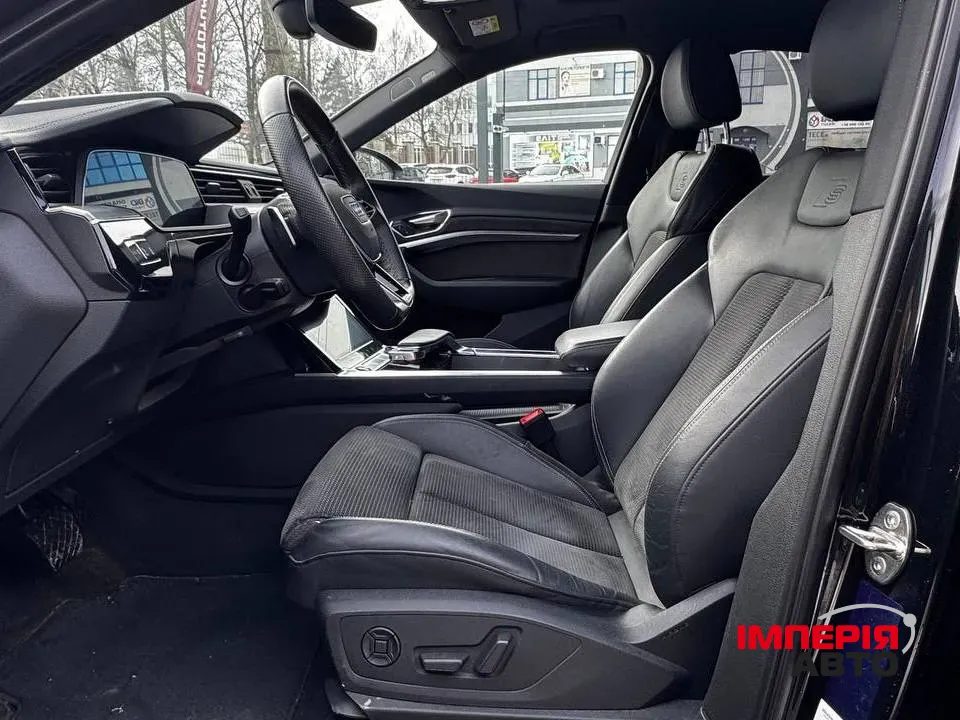 Audi e-tron S Sportback - фото 4