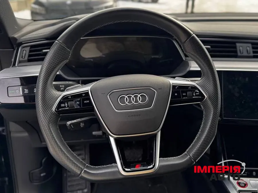 Audi e-tron S Sportback - фото 7