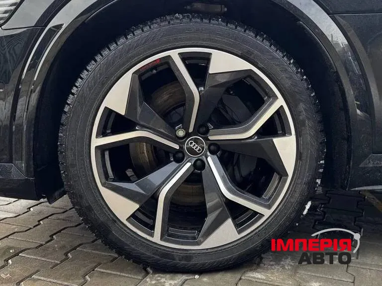 Audi e-tron S Sportback - фото 9