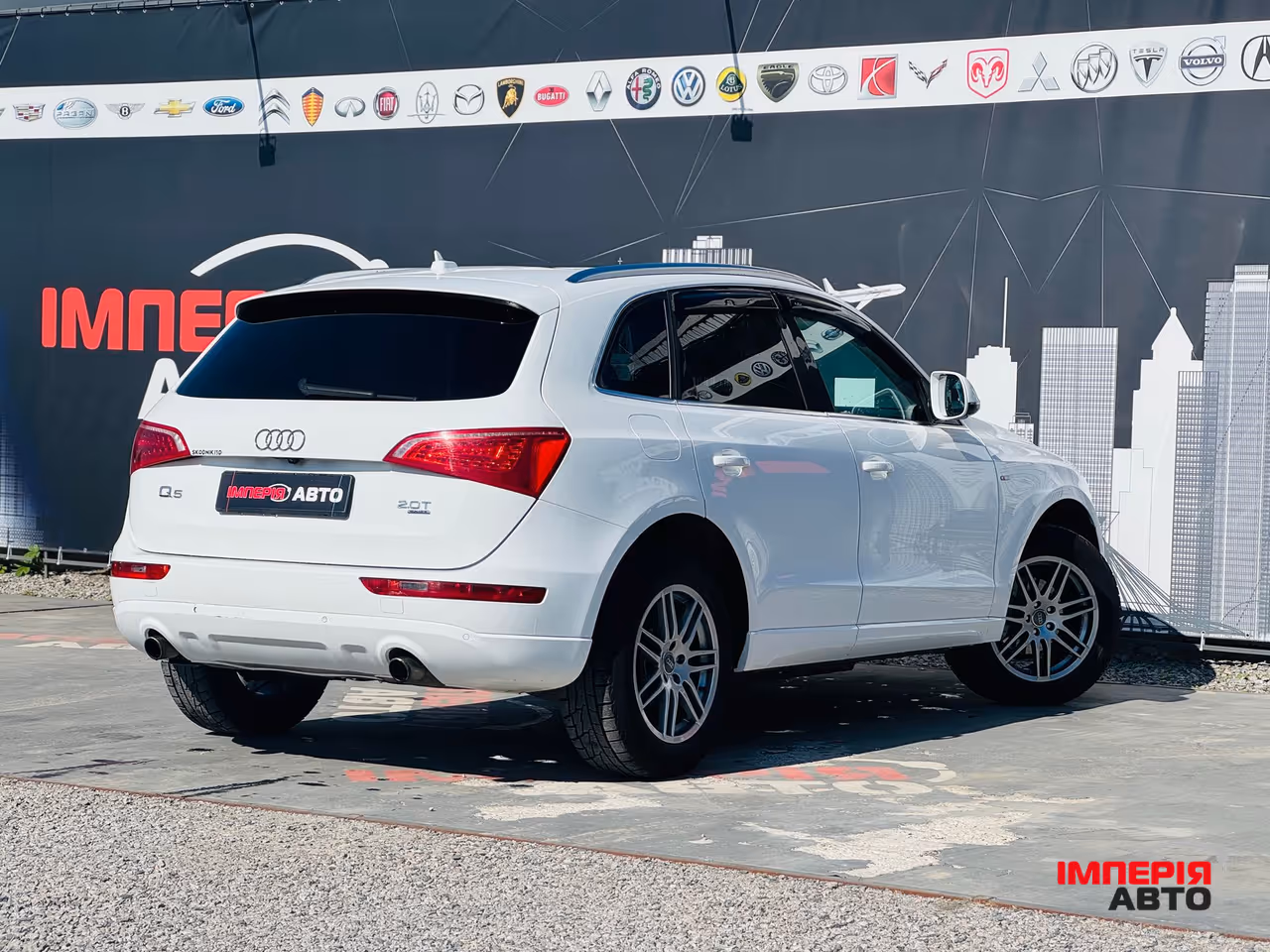 Audi Q5 - фото 6