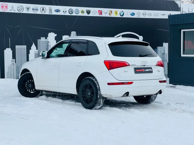 Audi Q5 - фото 5