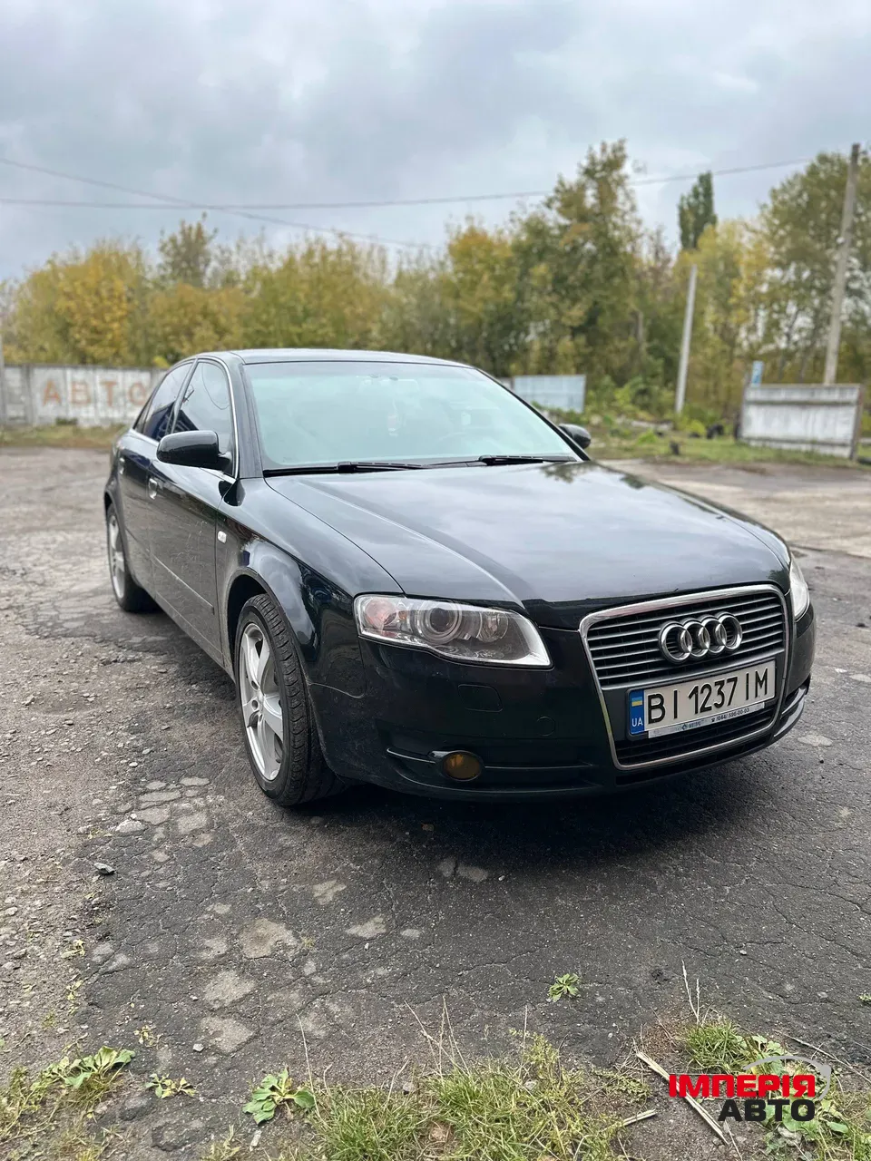 Audi A4 - фото 2