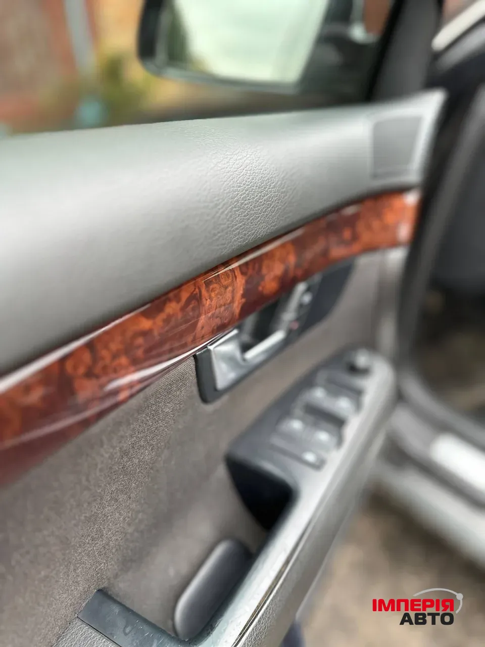 Audi A4 - фото 14