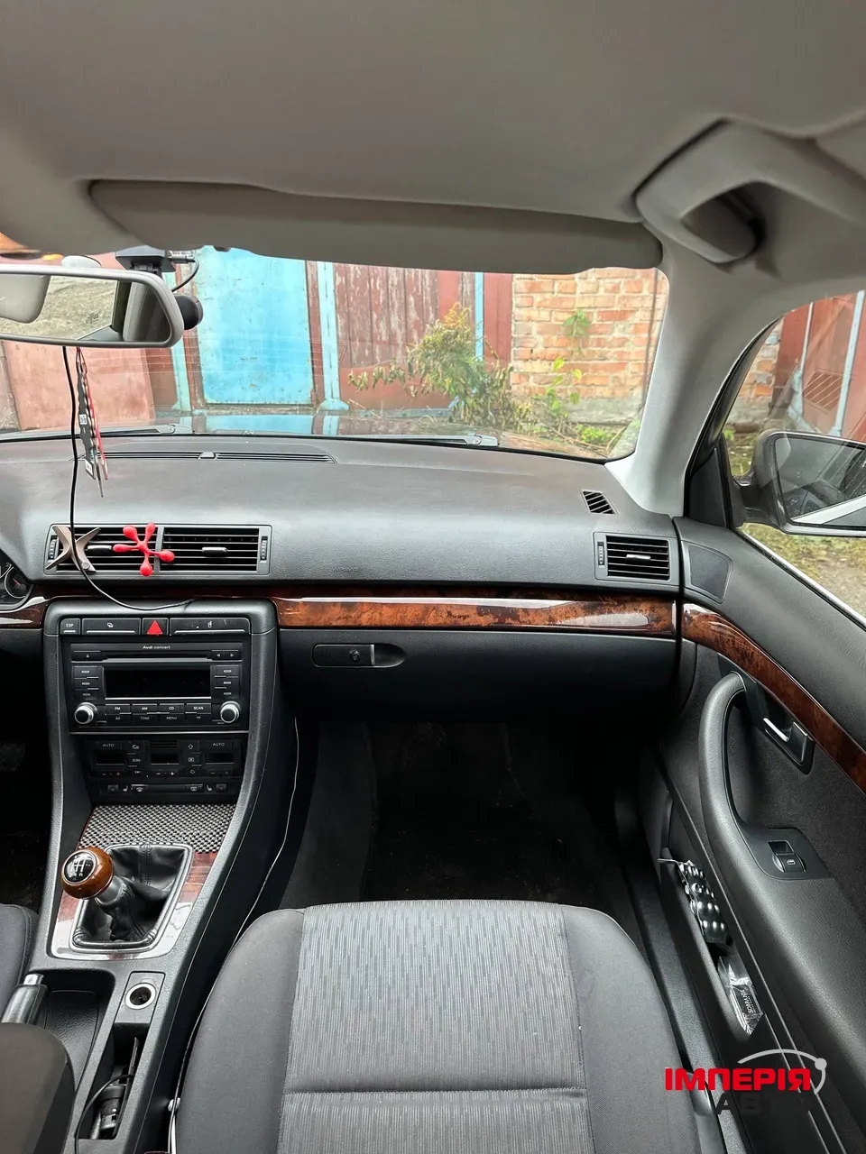 Audi A4 - фото 9