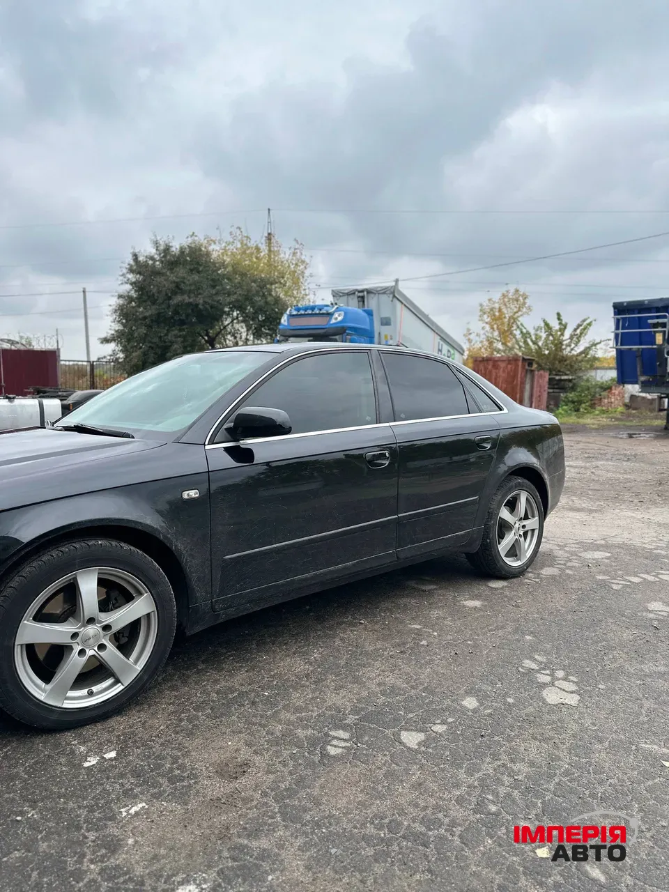 Audi A4 - фото 4