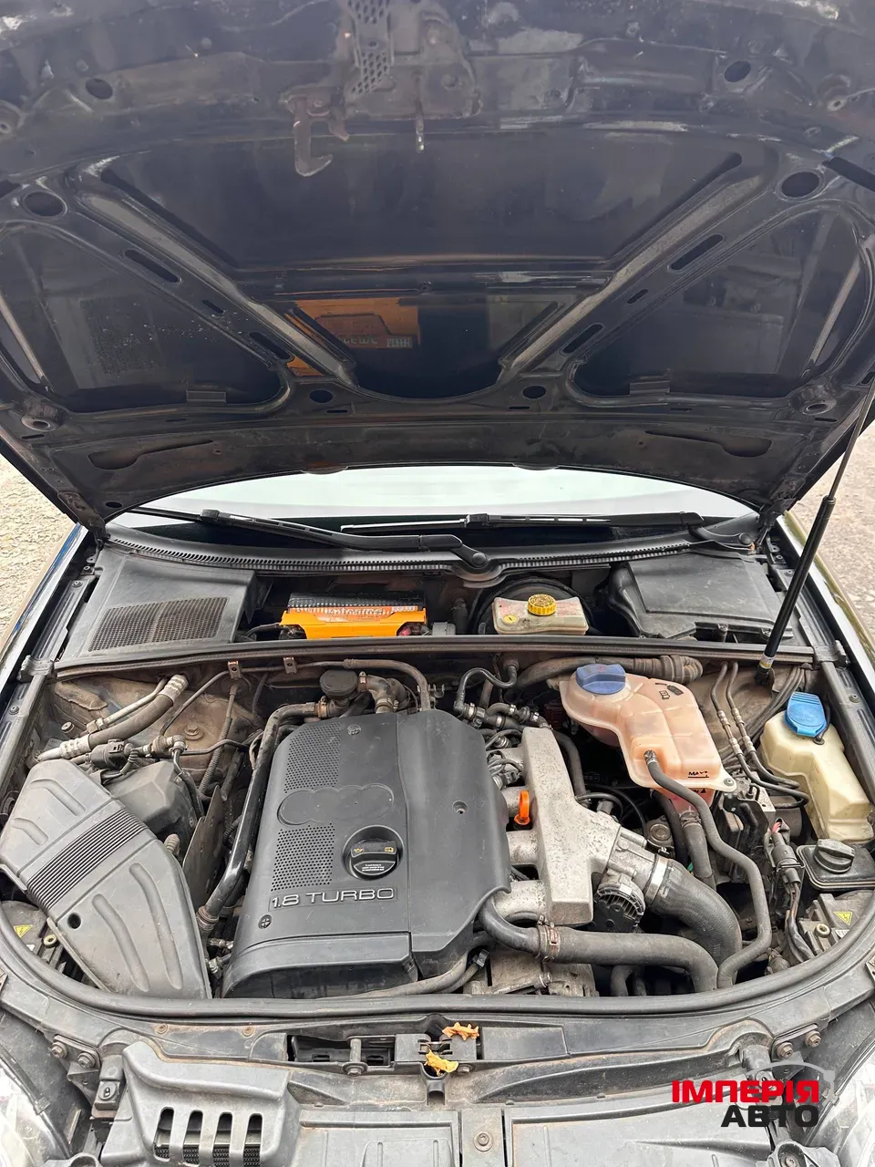 Audi A4 - фото 15