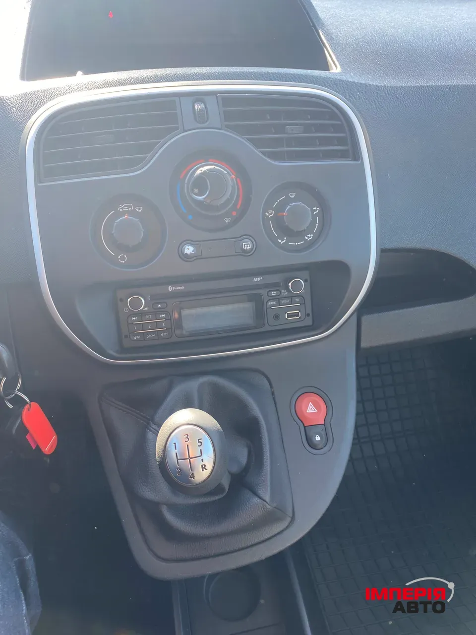 Renault Kangoo - фото 9