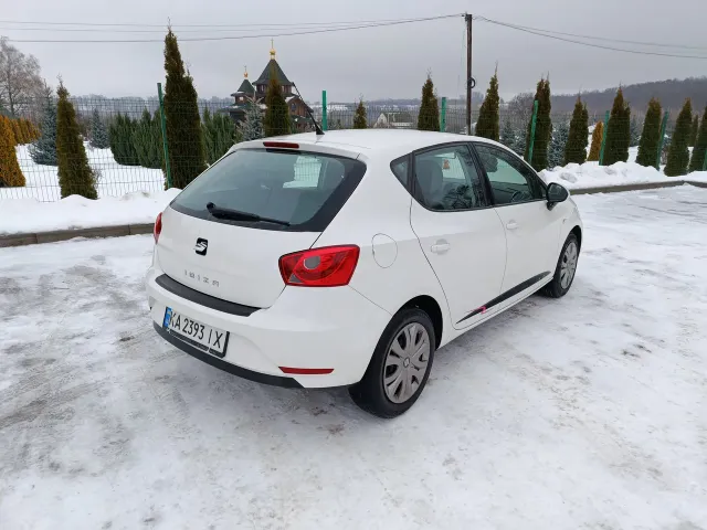 SEAT Ibiza - фото 3