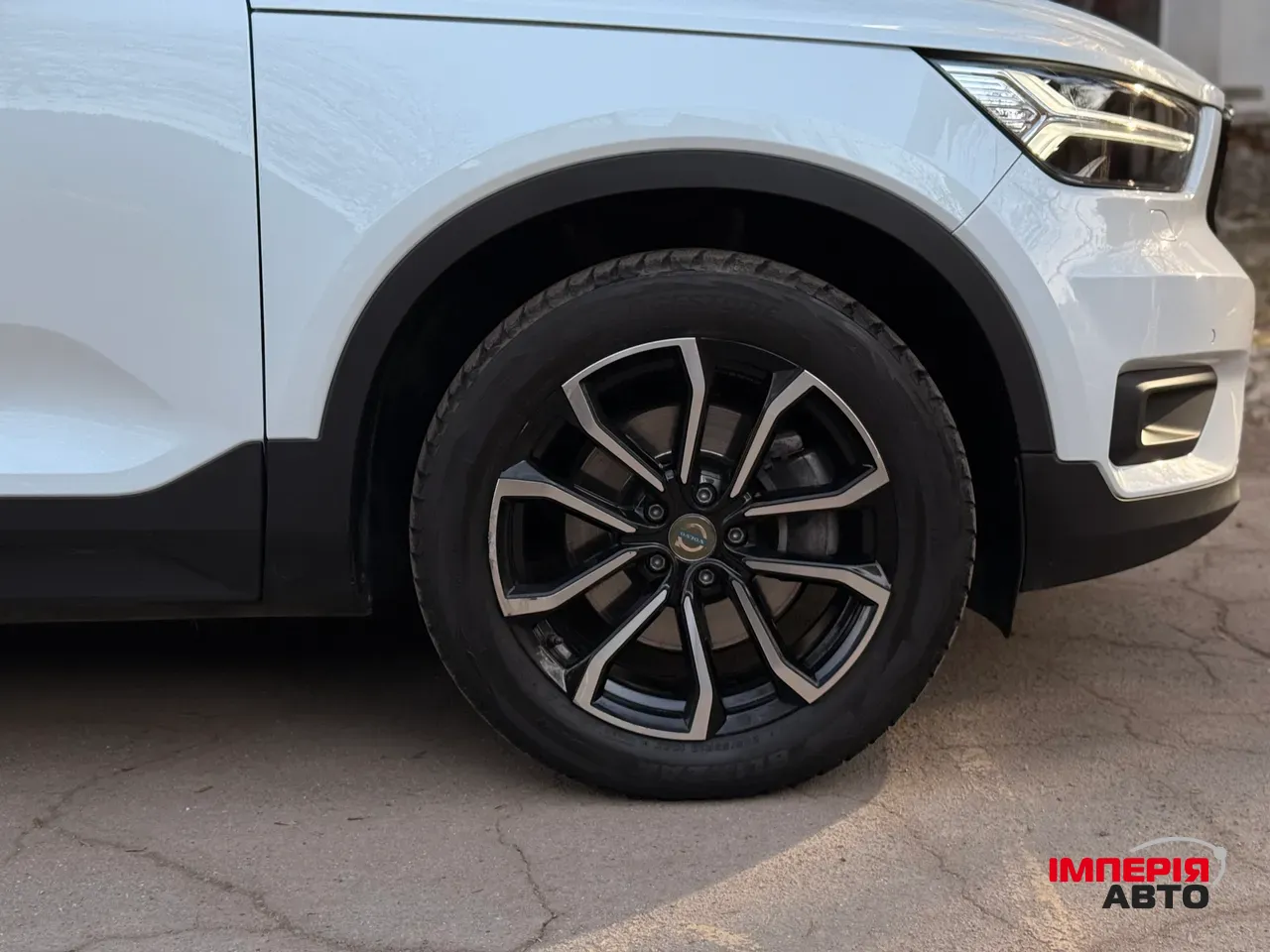 Volvo XC40 - фото 5