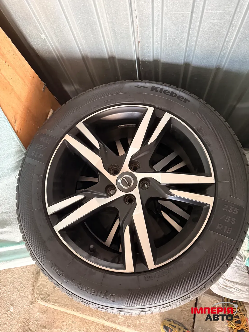 Volvo XC40 - фото 36