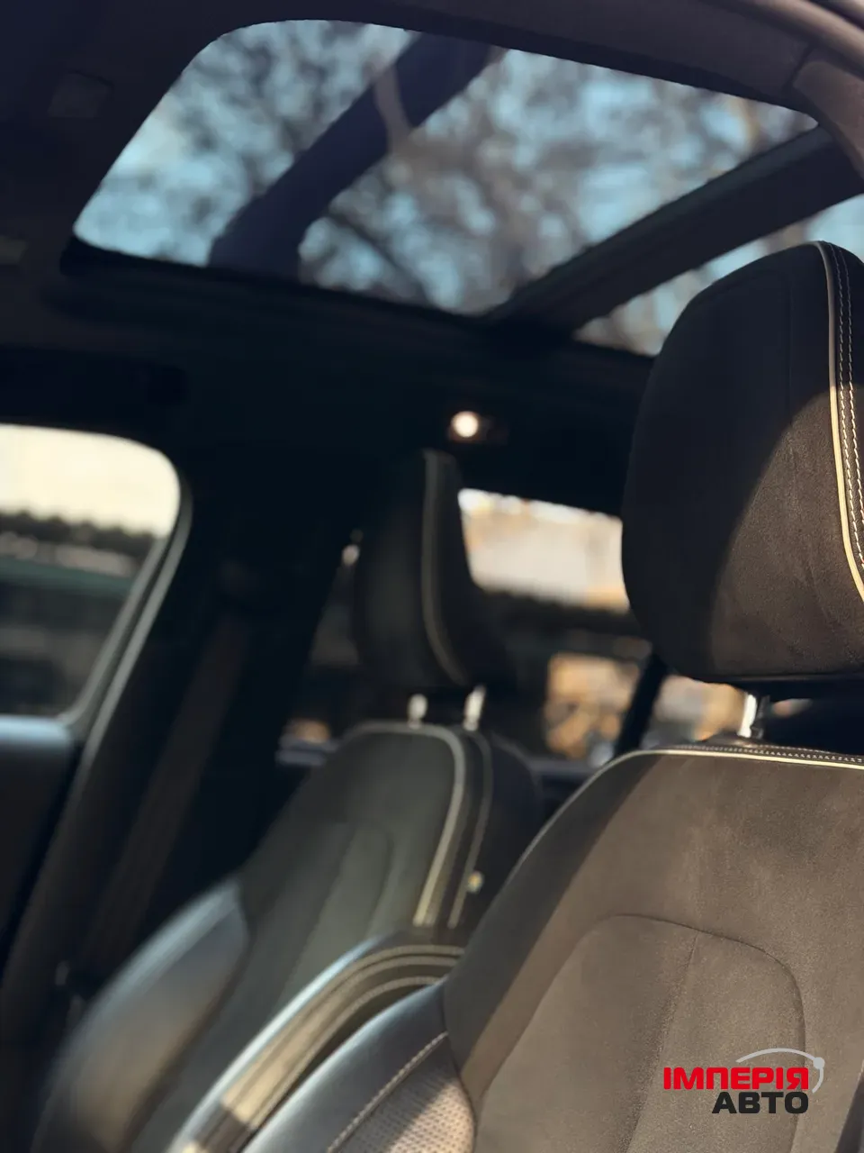 Volvo XC40 - фото 17