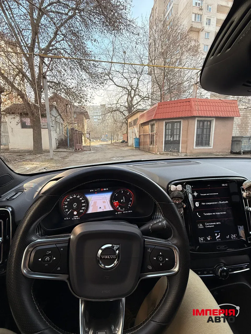 Volvo XC40 - фото 30