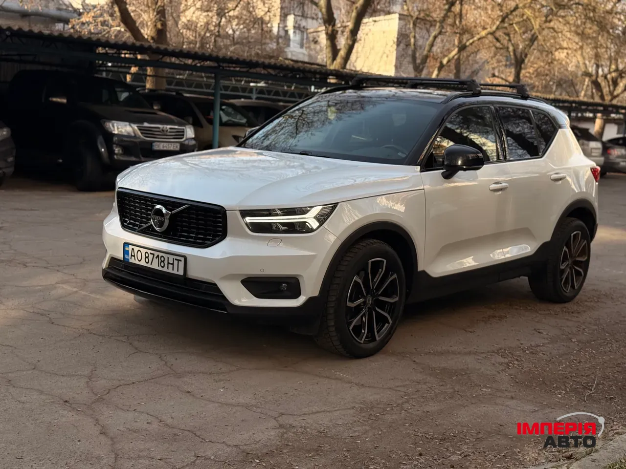 Volvo XC40 - фото 9