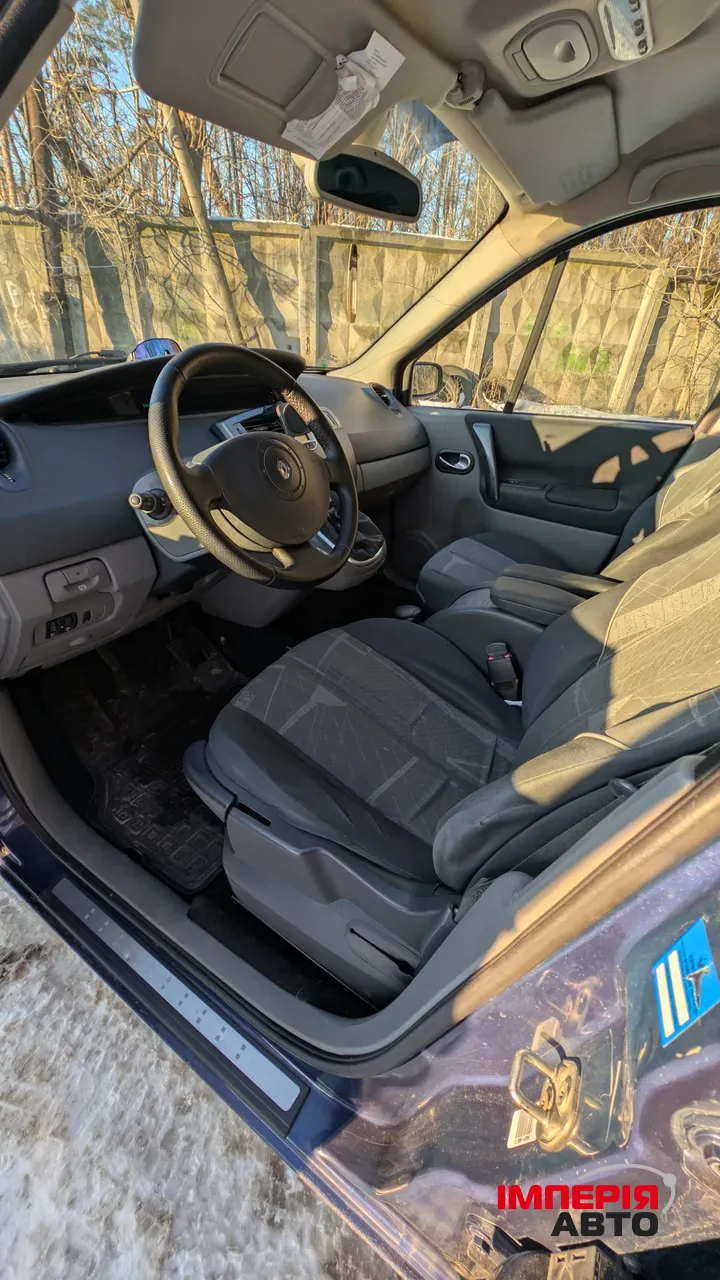 Renault Megane - фото 5