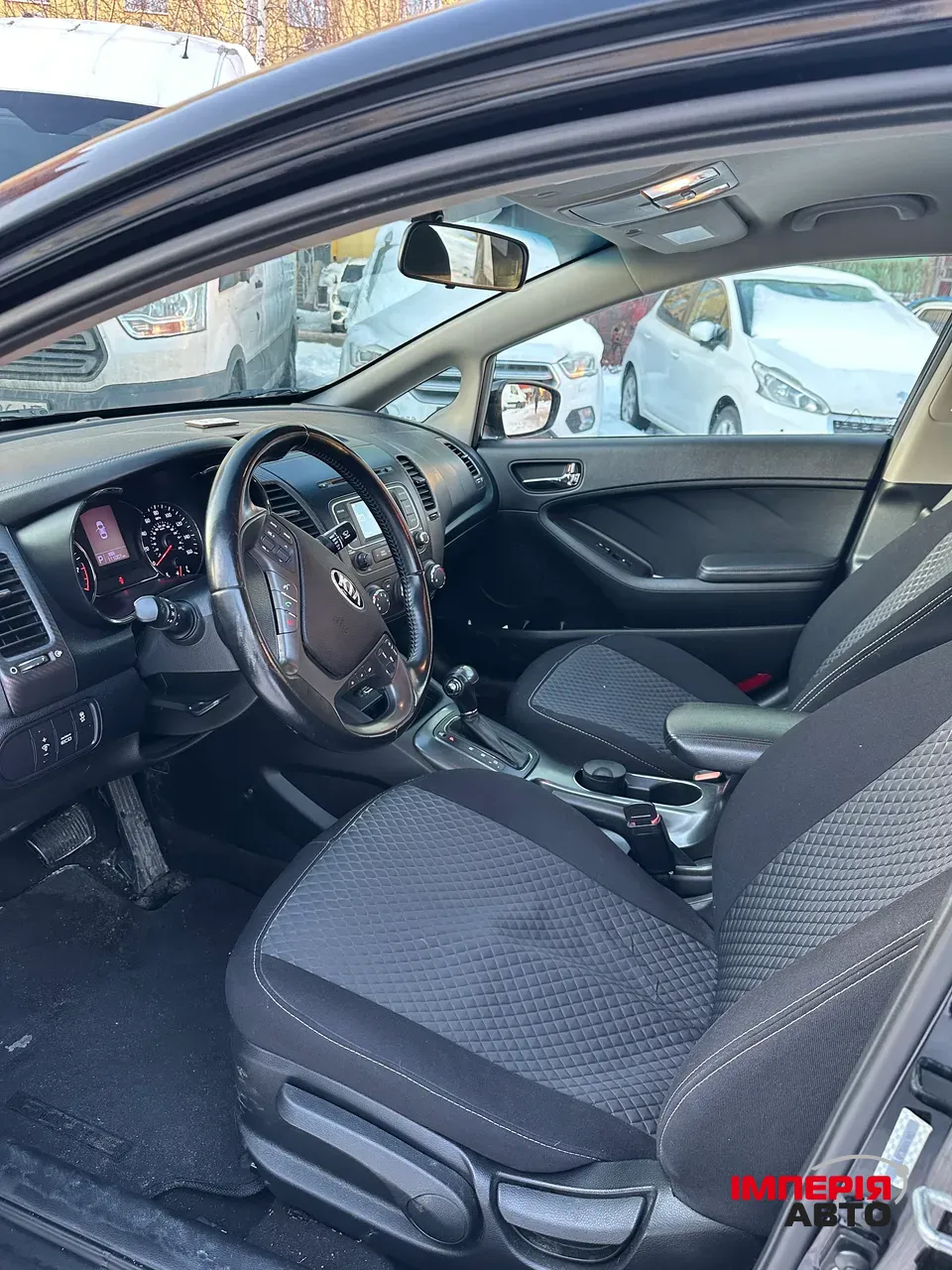 Kia Forte - фото 9