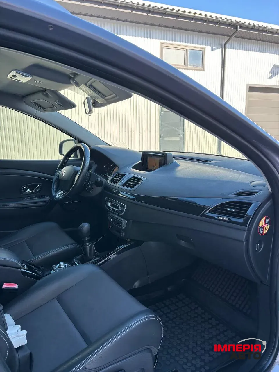 Renault Megane - фото 24