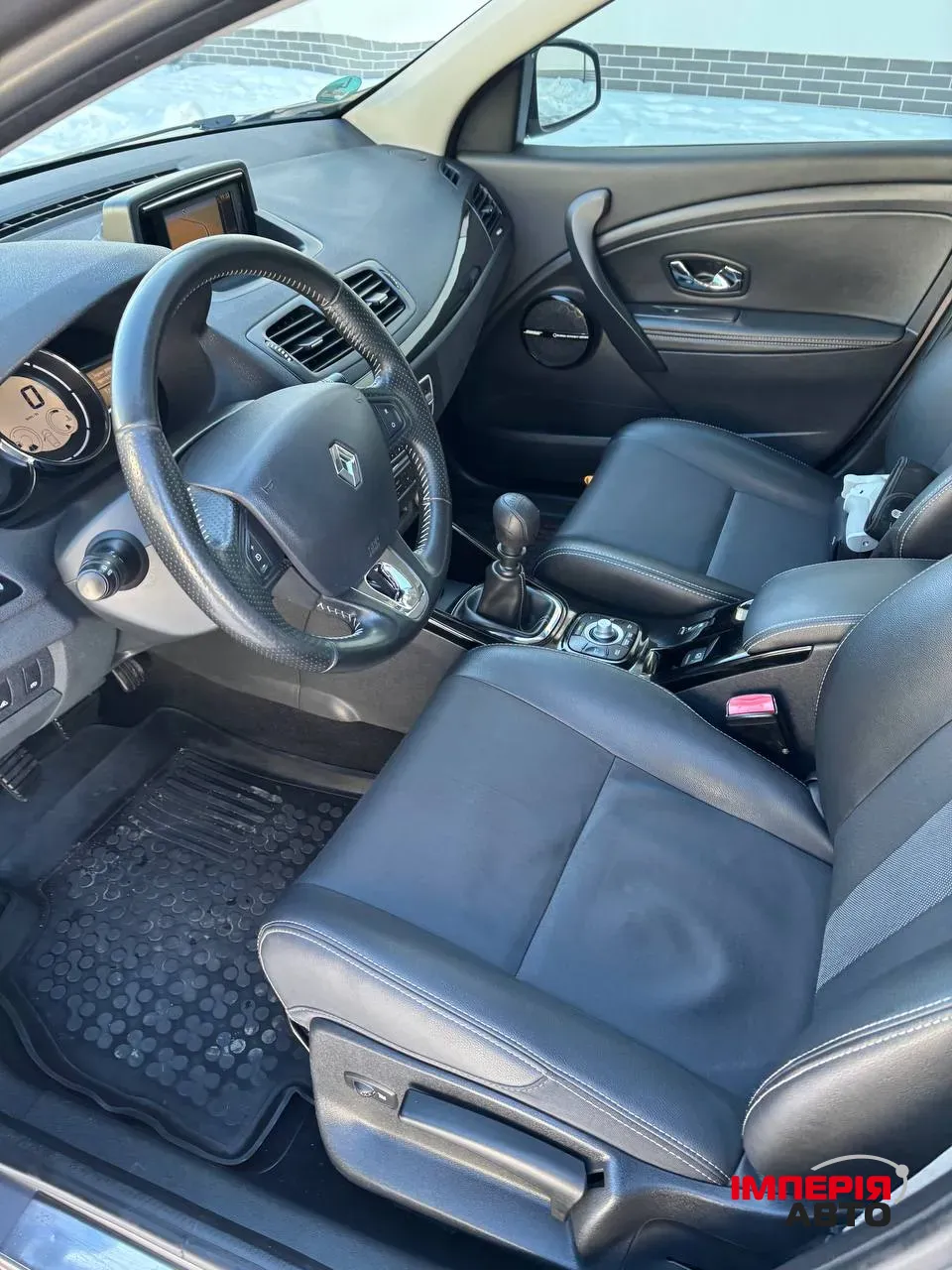 Renault Megane - фото 9