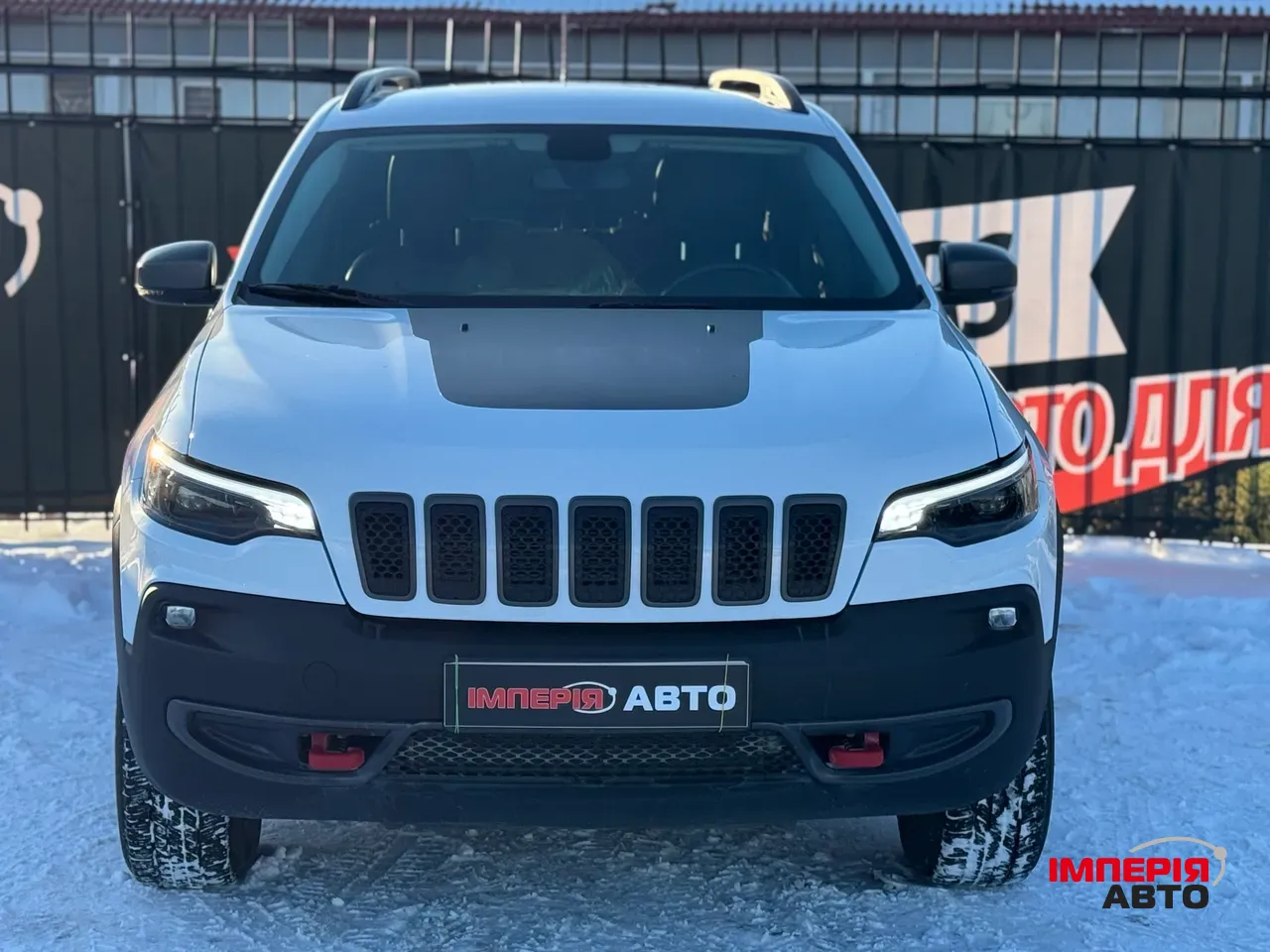 Jeep Cherokee - фото 2