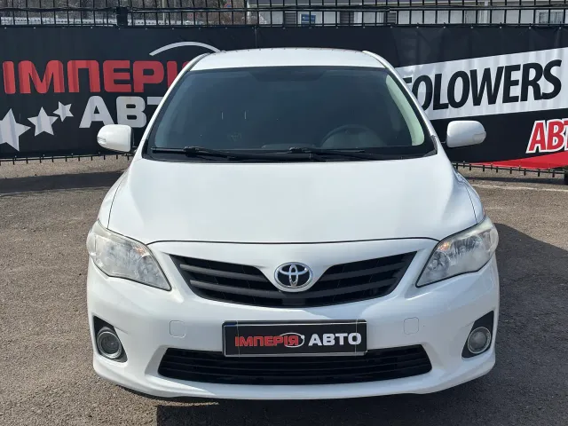 Toyota Corolla - фото 2