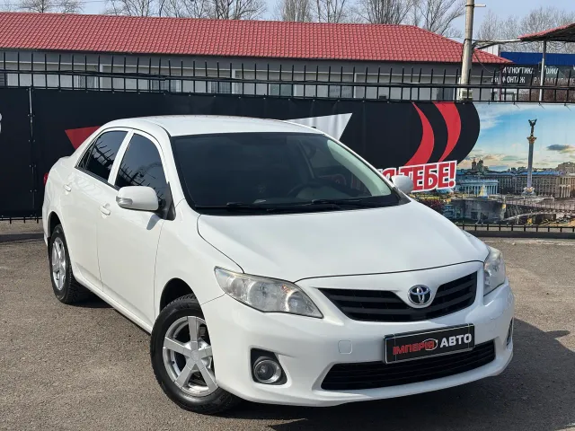 Toyota Corolla - фото 3