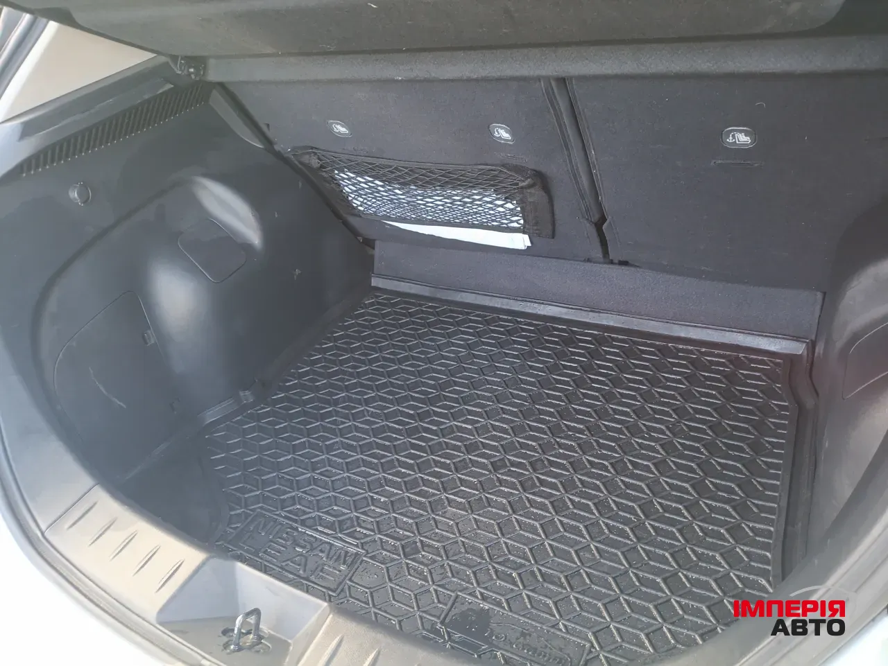 Nissan Leaf - фото 25