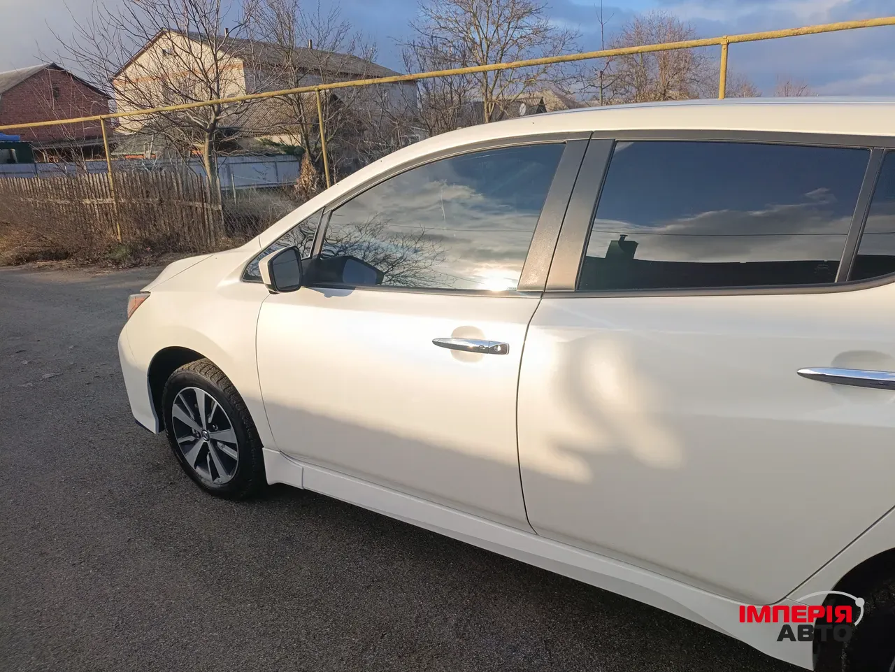 Nissan Leaf - фото 2