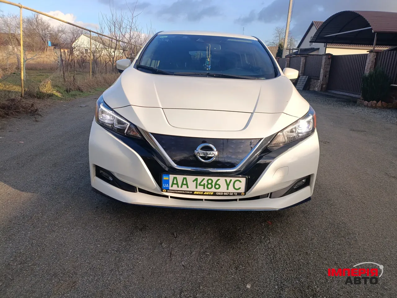 Nissan Leaf - фото 11