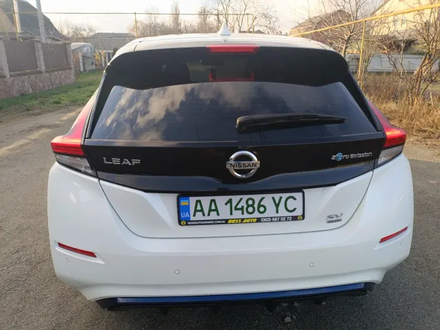 Nissan Leaf - фото 5
