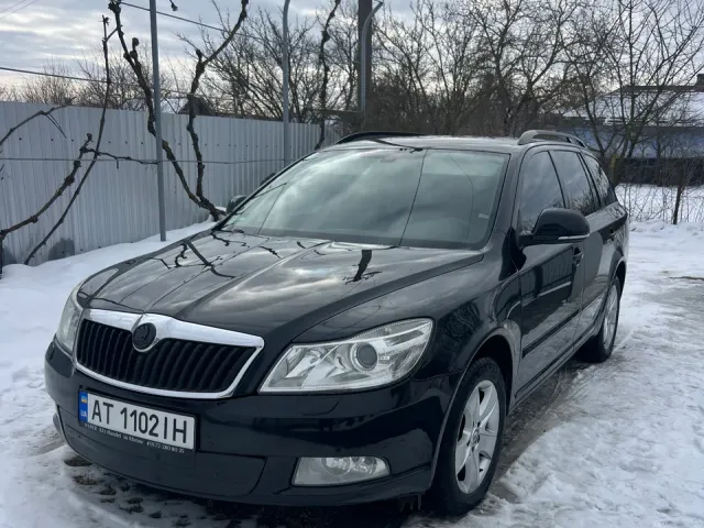 Skoda Octavia - фото 2