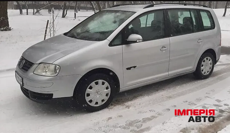 Volkswagen Touran - фото 13