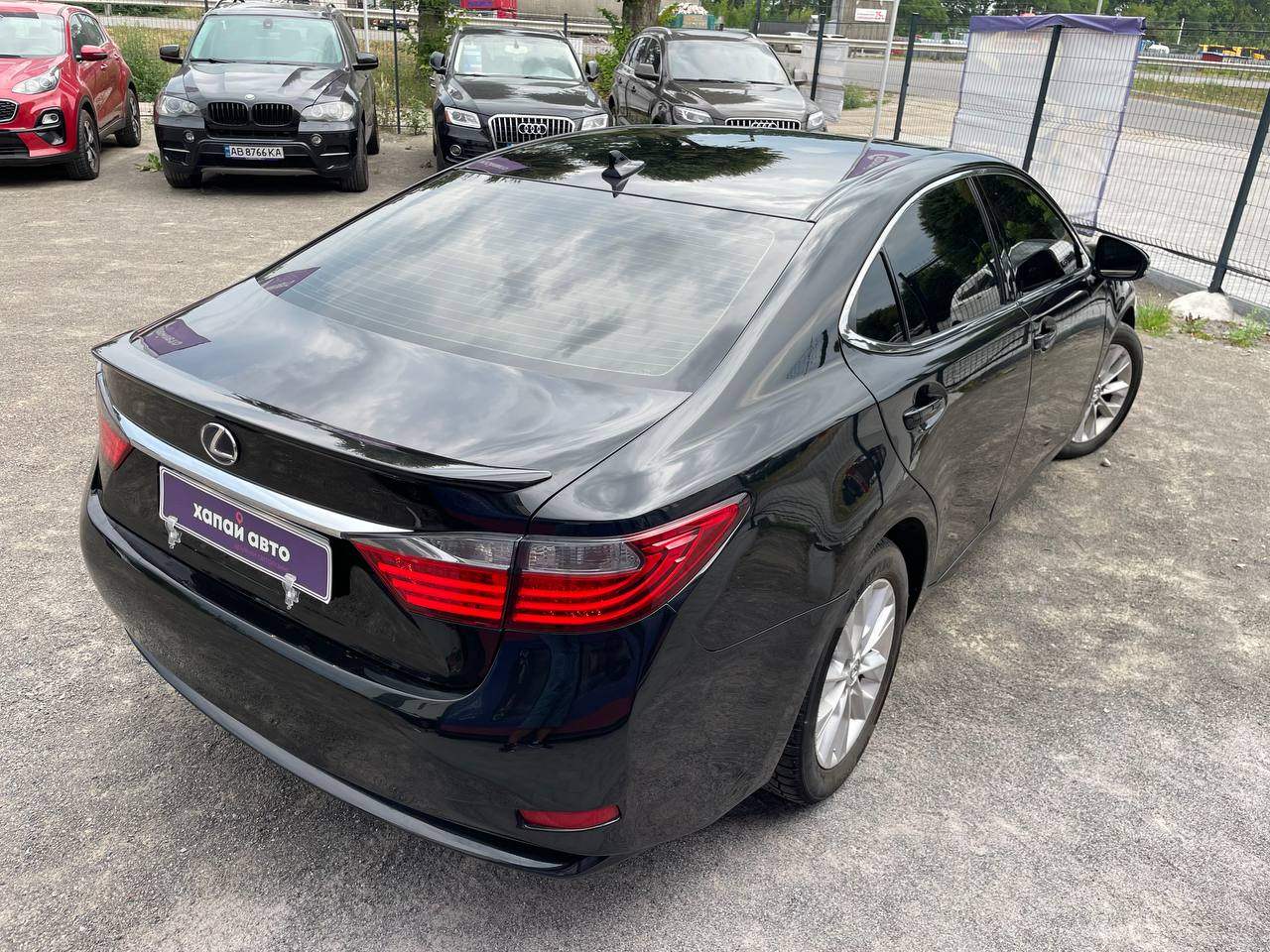 Lexus ES - фото 6