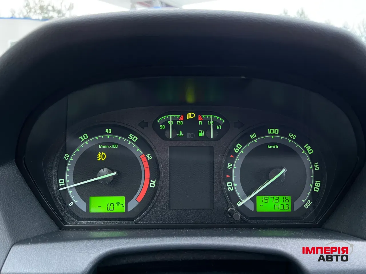 Skoda Fabia - фото 13