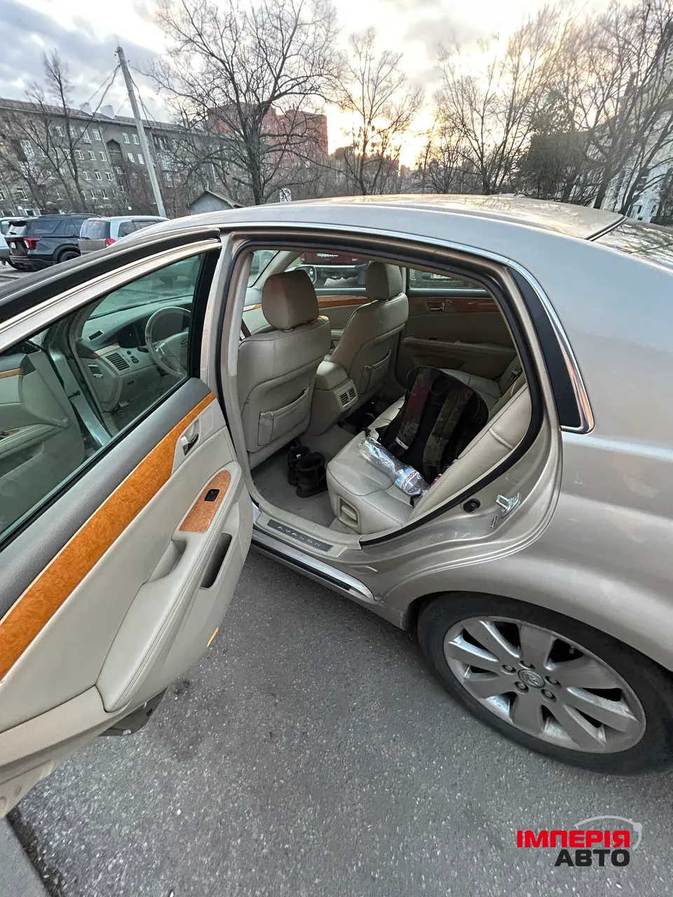 Toyota Avalon - фото 12