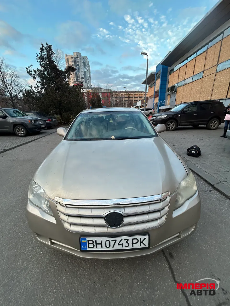 Toyota Avalon - фото 2