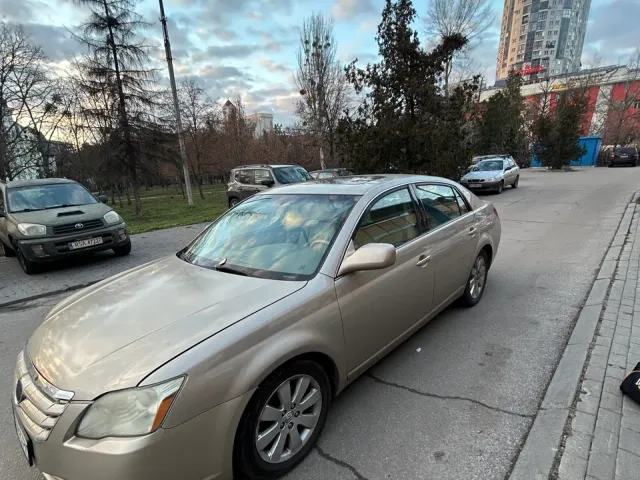 Toyota Avalon - фото 3