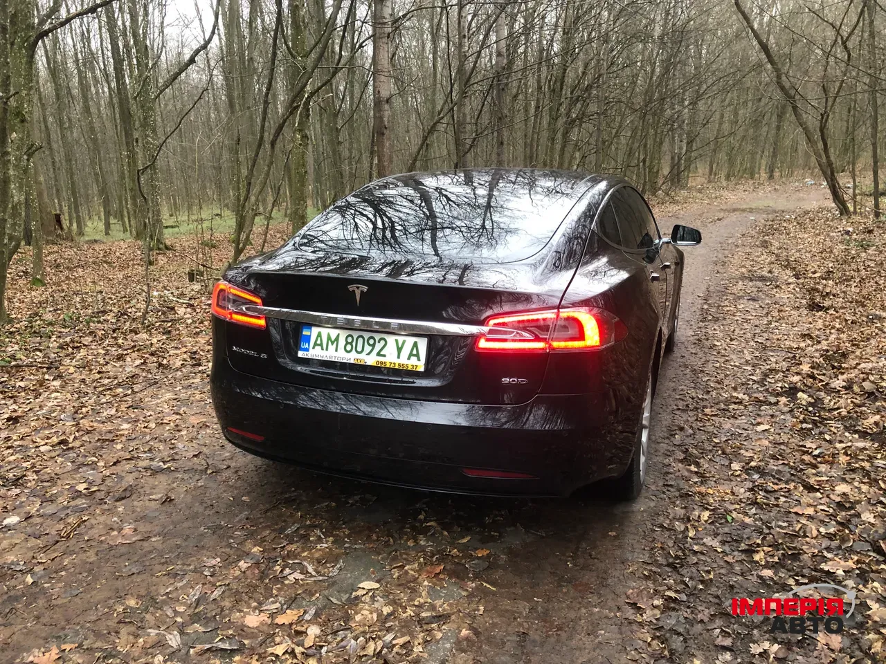 Tesla Model S - фото 6