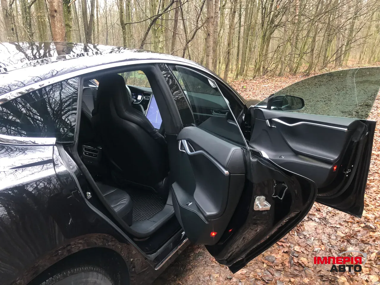Tesla Model S - фото 13