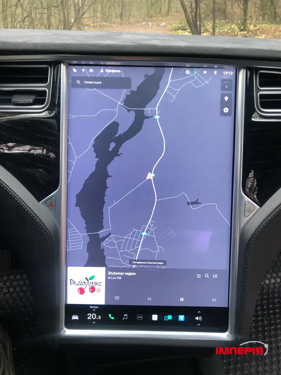 Tesla Model S - фото 7